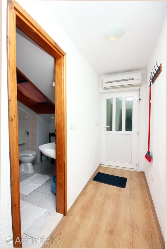 A-4917-d - Private accommodation - Apartments and rooms by the sea Pomena, Mljet