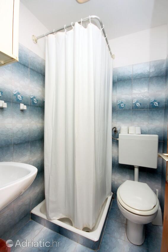 S-4917-a - Private accommodation - Apartments and rooms by the sea Pomena, Mljet