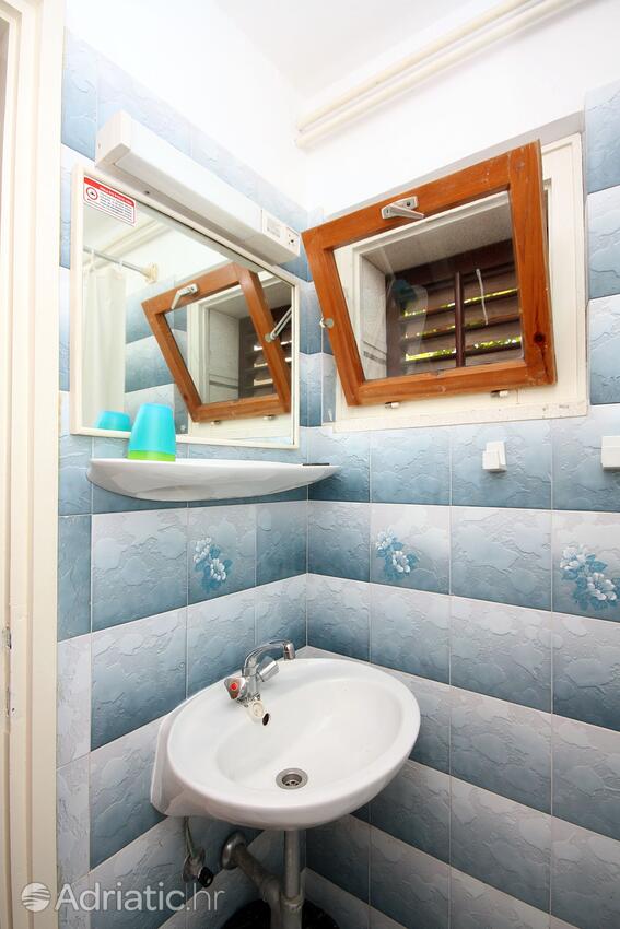 S-4917-b - Private accommodation - Apartments and rooms by the sea Pomena, Mljet