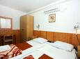 S-4917-b - Private accommodation - Apartments and rooms by the sea Pomena, Mljet