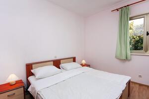 Room Pomena, Mljet (S-4919-a(