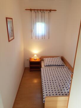 Family-friendly apartments with swimming pool Barbat, Rab - 4951