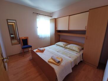 Apartmani s parkingom Mundanije, Rab - 4953