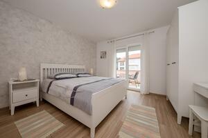 Two bedroom apartment Palit, Rab (A-4970-c(
