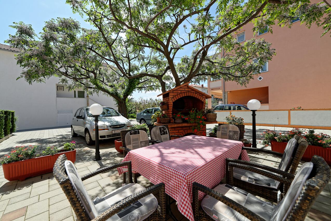 Apartments with parking space Palit, Rab - 4970