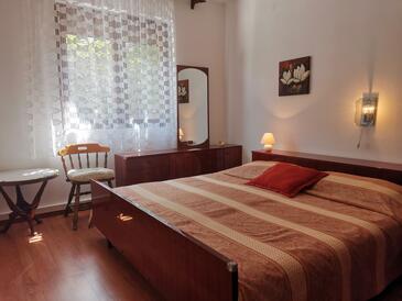 Apartmani uz more Barbat, Rab - 4975