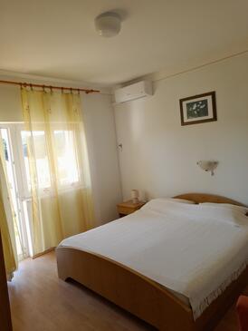 Apartmani s parkingom Kampor, Rab - 4984