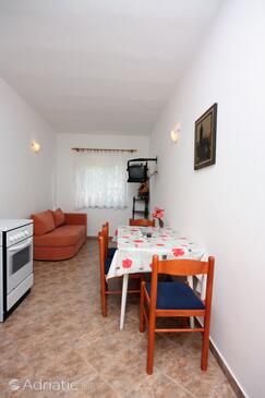 Apartments by the sea Kampor, Rab - 4986