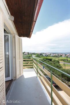 Appartamenti con piscina per famiglie Barbat, Arbe - Rab - 4988