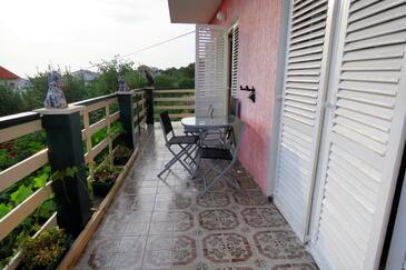 Family-friendly apartments with swimming pool Barbat, Rab - 4988