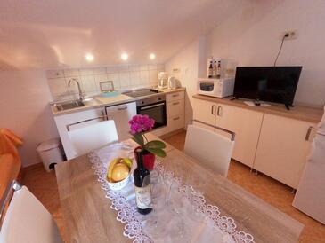 Apartmány a pokoje u moře Palit, Rab - 5010