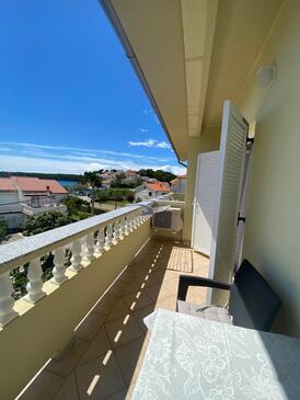 Apartmani i sobe uz more Palit, Rab - 5010
