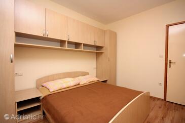 Apartmani s parkingom Kampor, Rab - 5018