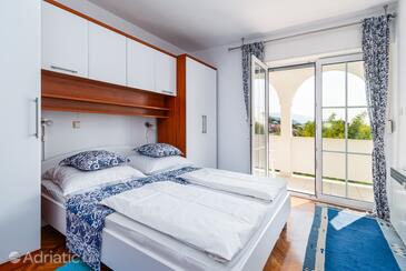 Apartments with parking space Banjol, Rab - 5022