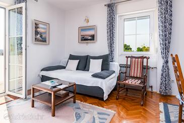 Apartments with parking space Banjol, Rab - 5022