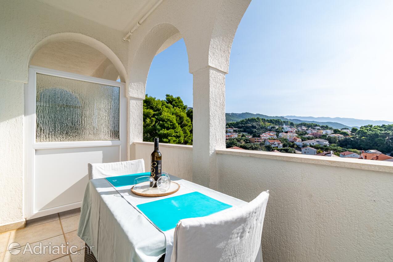 Apartments with parking space Banjol, Rab - 5022