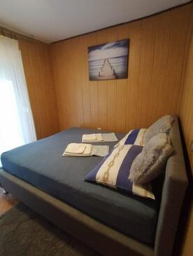 Apartmány pro rodiny s dětmi Lopar, Rab - 5024