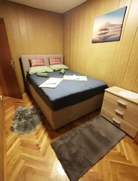 Apartmány pro rodiny s dětmi Lopar, Rab - 5024