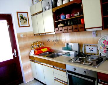 Rooms with a parking space Palit, Rab - 5025