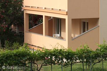 Appartamenti con parcheggio Palit, Arbe - Rab - 5028