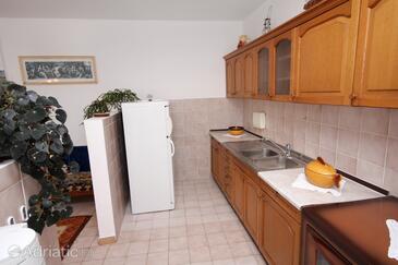 Apartmani s parkingom Kampor, Rab - 5032