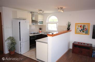 Apartmani uz more Kampor, Rab - 5034