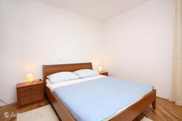 Apartments by the sea Barbat, Rab - 5035