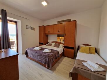 Apartmani uz more Kampor, Rab - 5037