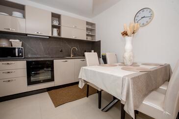 Apartmány s parkoviskom Banjol, Rab - 5041
