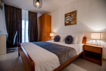 Апартаменти з паркуванням Баньол - Banjol, Раб - Rab - 5041