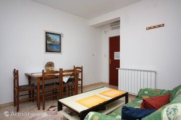 Apartmanok és szobák a tenger mellett Palit, Rab - 5044