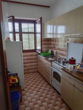 Apartmány s parkovištěm Palit, Rab - 5048