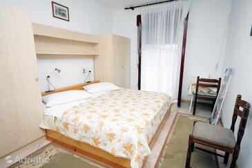 Apartments and rooms by the sea Barbat, Rab - 5049