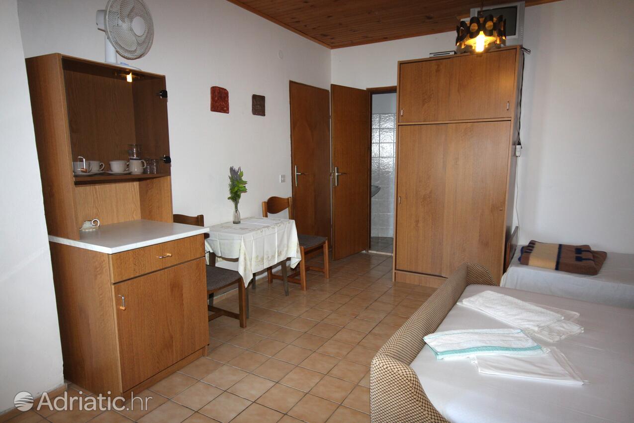 AS-5050-b - Alloggi privati - Appartamenti accanto al mare Suha Punta, Arbe - Rab