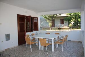 Apartamento de cuatro habitaciones Kampor, Rab (A-5051-a)