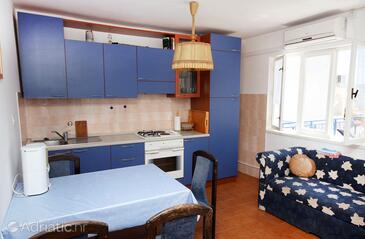 Apartamentos junto al mar Jezera, Murter - 5057