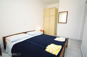 Familie appartement aan zee Jezera, Murter - 5062