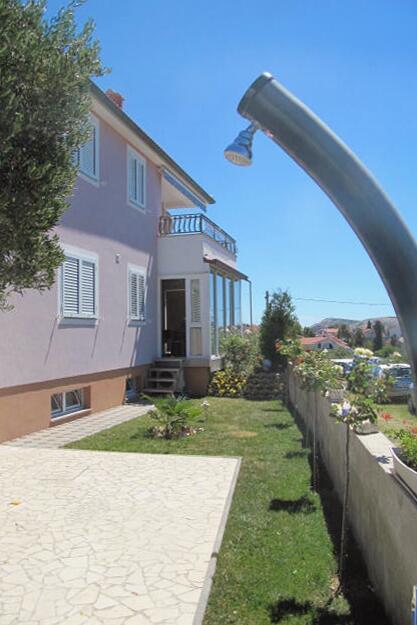 Apartmani i sobe uz more Barbat, Rab - 5068