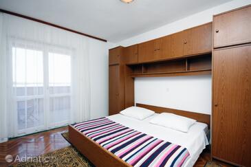 Apartmaji in sobe s parkingom Barbat, Rab - 5070