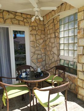 Apartments with parking space Banjol, Rab - 5071