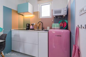 Apartments and rooms by the sea Banjol, Rab - 5077