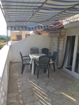 Appartamenti e camere con parcheggio Jezera, Morter - Murter - 5082