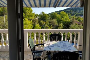Apartmaji in sobe s parkingom Jezera, Murter - 5082 Adriatic.hr