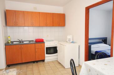 Apartments by the sea Tisno, Murter - 5086