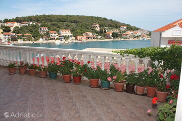 Apartmani uz more Tisno, Murter - 5086