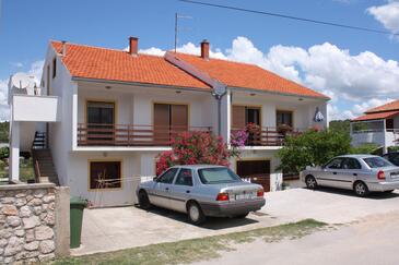 Studio apartments Tisno, North Dalmatia