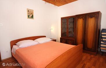 Apartmaji s parkingom Jezera, Murter - 5093