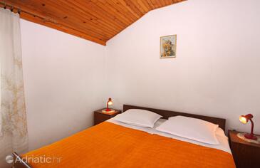 Apartmaji s parkingom Jezera, Murter - 5093