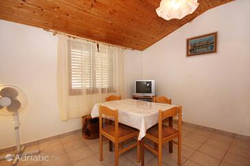 Apartments with parking space Jezera, Murter - 5093