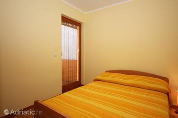 Seaside holiday house Tisno, Murter - 5094